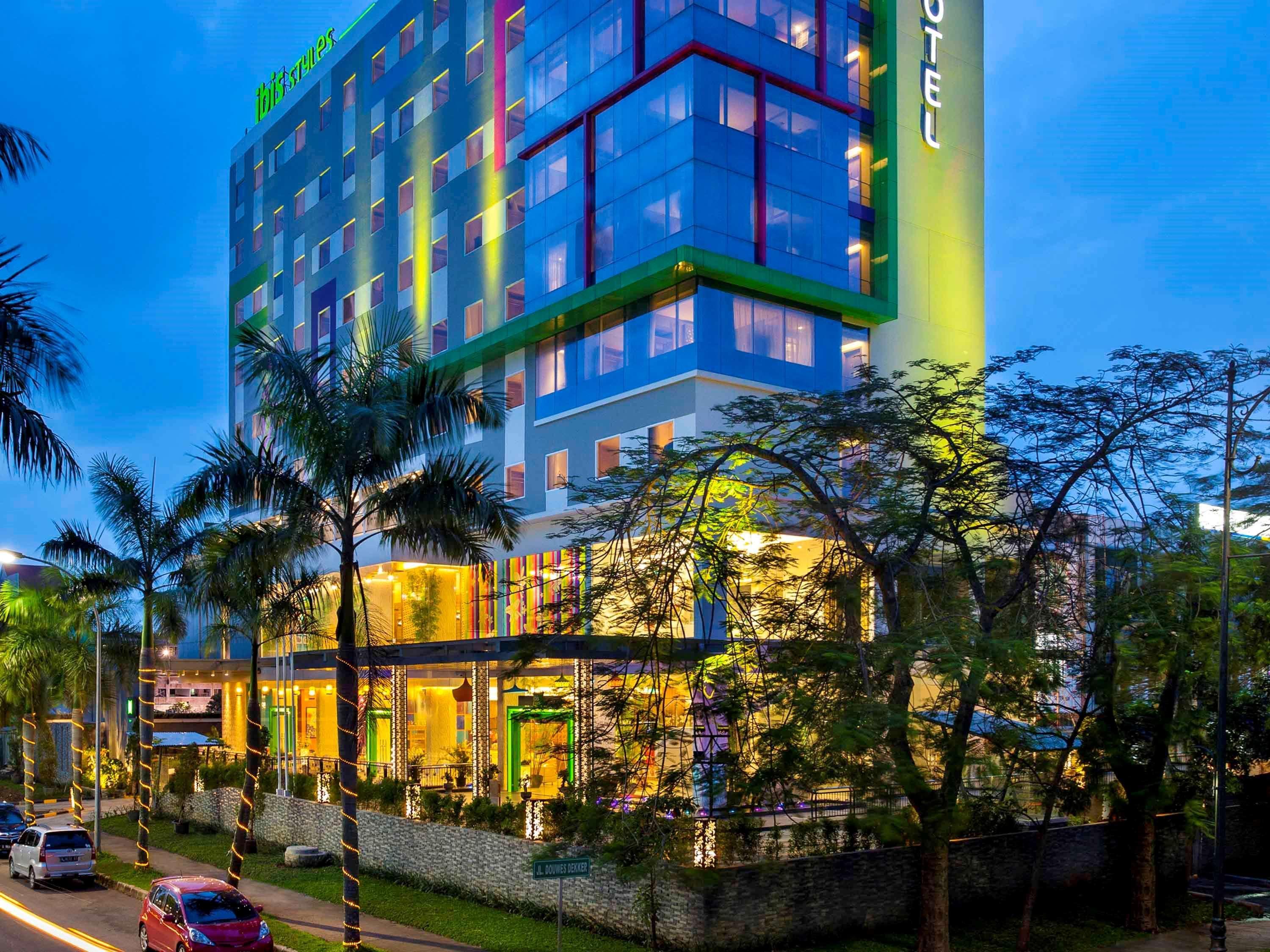 Ibis Styles Cikarang Hotel Bekasi Exterior foto